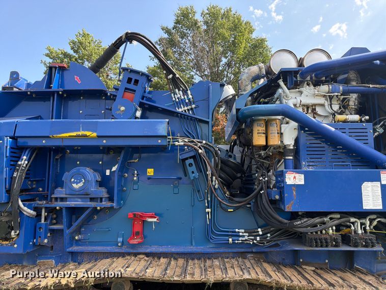 image for item FK3275 2018 Peterson 5710D horizontal grinder