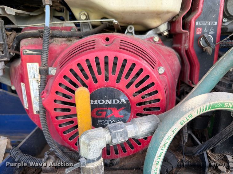 image for item FK3275 2018 Peterson 5710D horizontal grinder