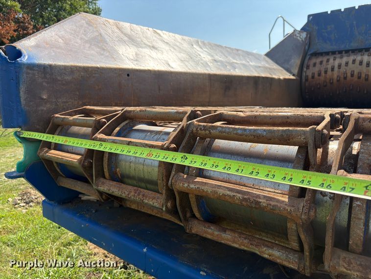 image for item FK3275 2018 Peterson 5710D horizontal grinder