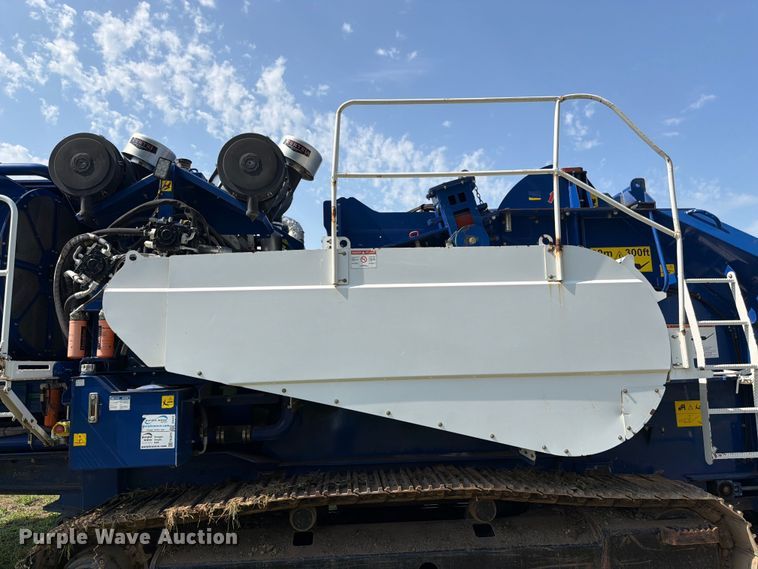 image for item FK3275 2018 Peterson 5710D horizontal grinder