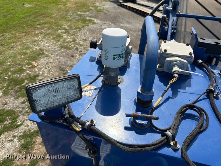 image for item FK3275 2018 Peterson 5710D horizontal grinder