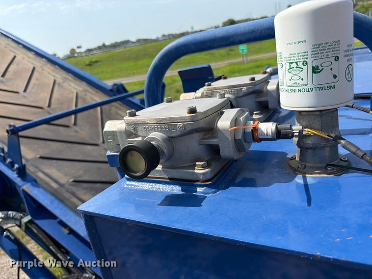 image for item FK3275 2018 Peterson 5710D horizontal grinder