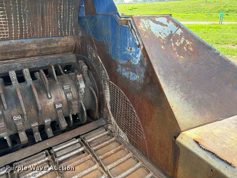 image for item FK3275 2018 Peterson 5710D horizontal grinder