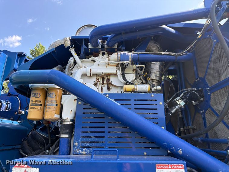 image for item FK3275 2018 Peterson 5710D horizontal grinder