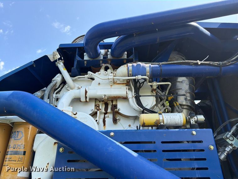 image for item FK3275 2018 Peterson 5710D horizontal grinder