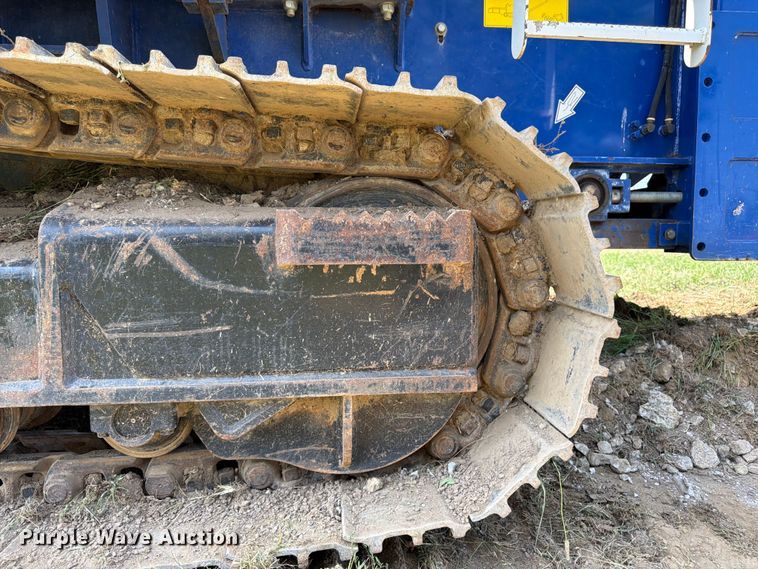 image for item FK3275 2018 Peterson 5710D horizontal grinder