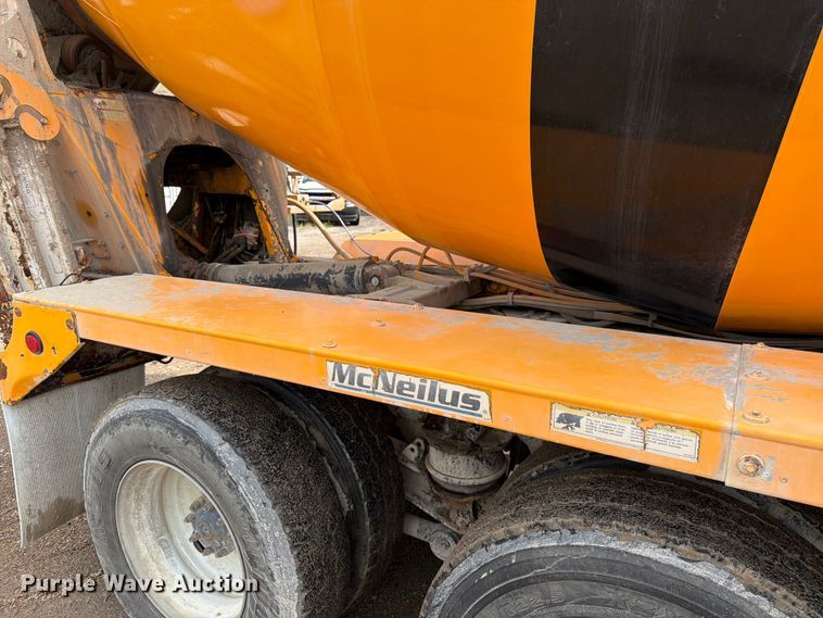 image for item FK3341 2009 Kenworth W900 ready mix truck