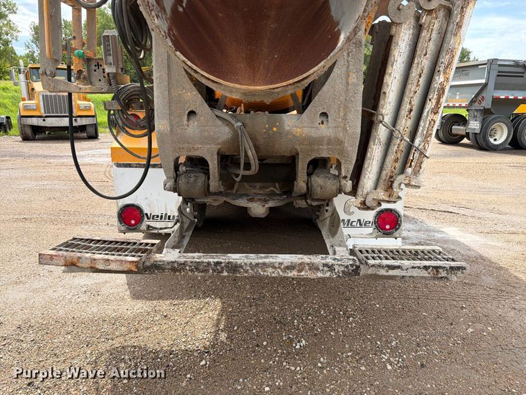 image for item FK3341 2009 Kenworth W900 ready mix truck