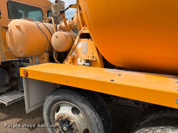 image for item FK3341 2009 Kenworth W900 ready mix truck