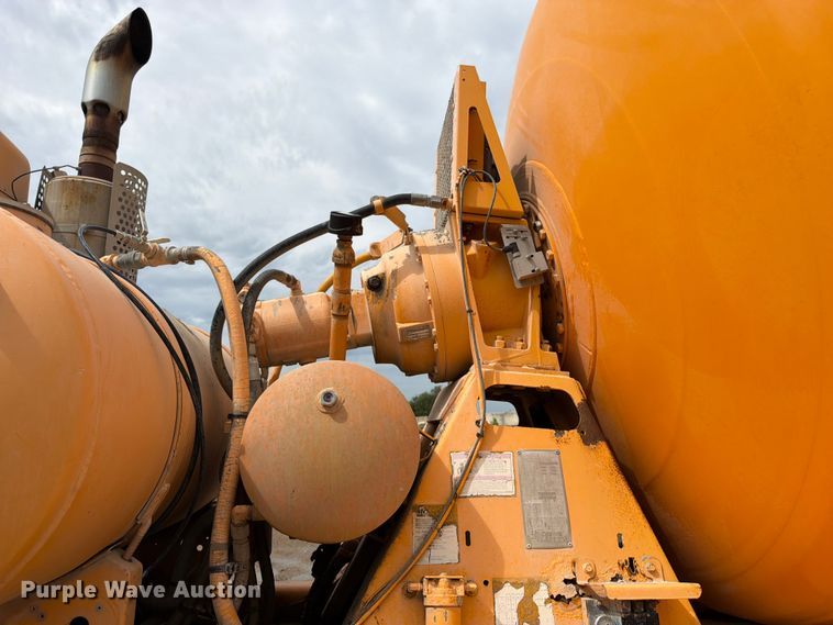 image for item FK3341 2009 Kenworth W900 ready mix truck