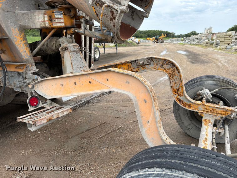 image for item FK3341 2009 Kenworth W900 ready mix truck