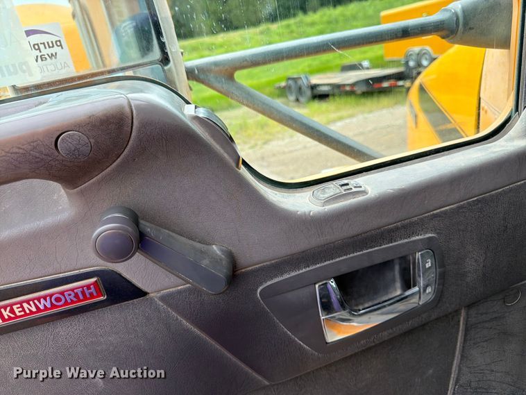 image for item FK3341 2009 Kenworth W900 ready mix truck