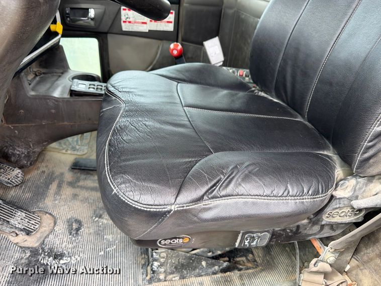 image for item FK3341 2009 Kenworth W900 ready mix truck