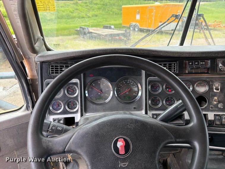image for item FK3341 2009 Kenworth W900 ready mix truck
