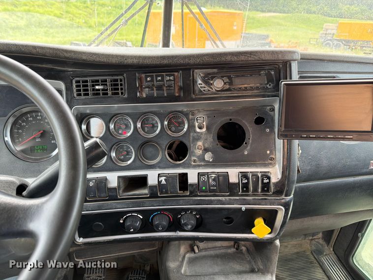 image for item FK3341 2009 Kenworth W900 ready mix truck