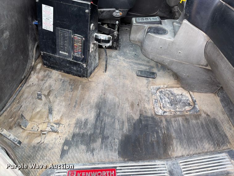 image for item FK3341 2009 Kenworth W900 ready mix truck