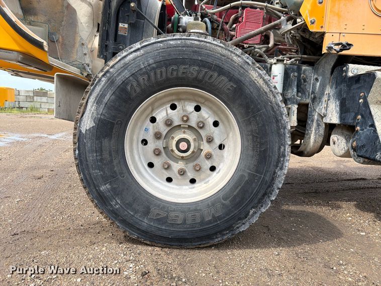 image for item FK3341 2009 Kenworth W900 ready mix truck