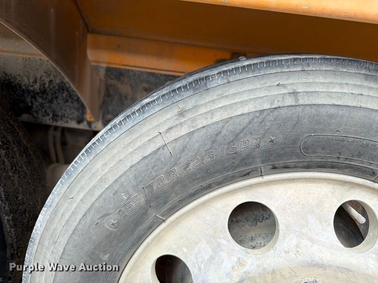image for item FK3341 2009 Kenworth W900 ready mix truck