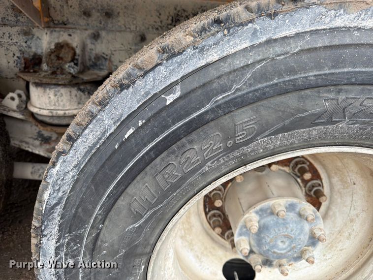 image for item FK3341 2009 Kenworth W900 ready mix truck