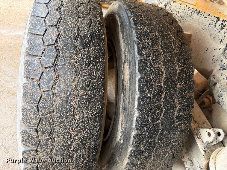 image for item FK3341 2009 Kenworth W900 ready mix truck