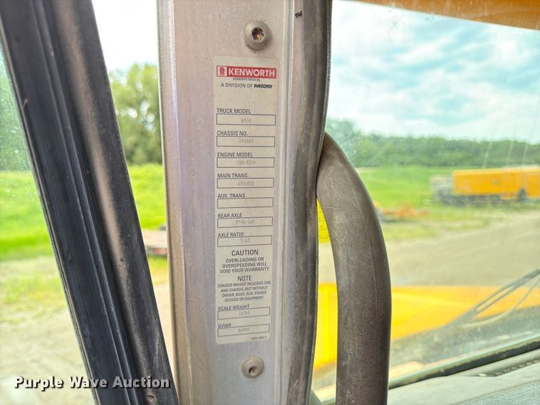 image for item FK3341 2009 Kenworth W900 ready mix truck