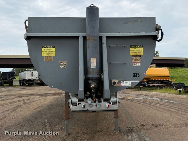 image for item FK3342 2017 Load King RH 3226 end dump trailer