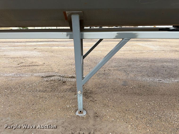image for item FK3342 2017 Load King RH 3226 end dump trailer