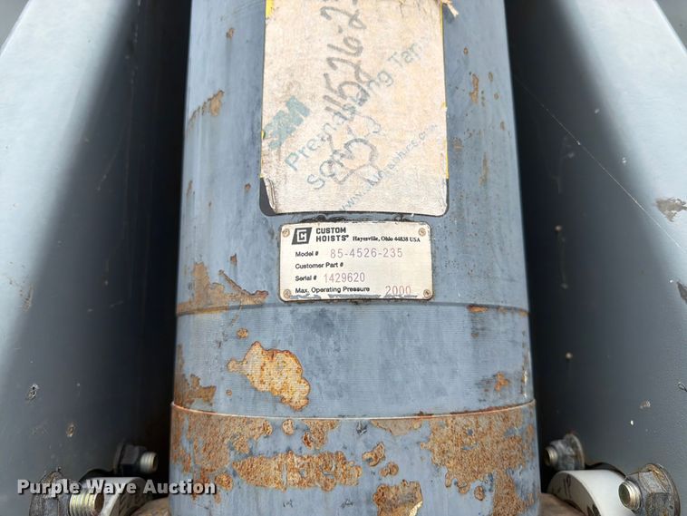 image for item FK3342 2017 Load King RH 3226 end dump trailer