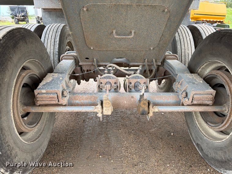 image for item FK3342 2017 Load King RH 3226 end dump trailer