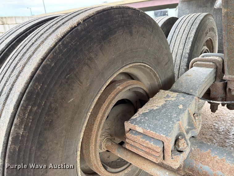 image for item FK3342 2017 Load King RH 3226 end dump trailer