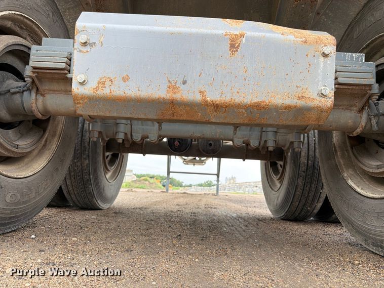 image for item FK3342 2017 Load King RH 3226 end dump trailer