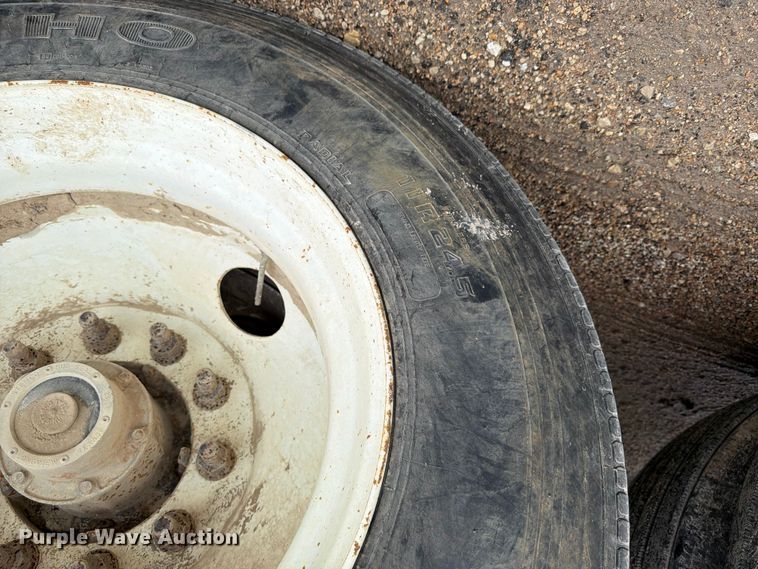image for item FK3342 2017 Load King RH 3226 end dump trailer