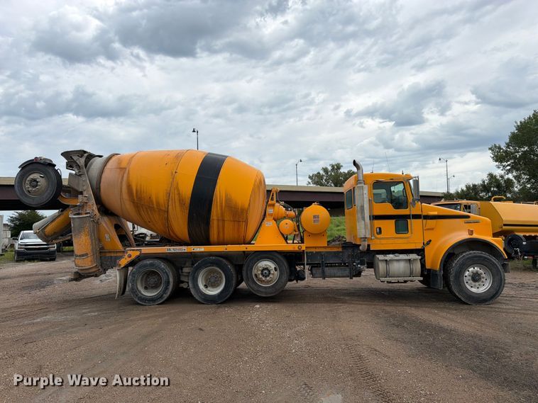 image for item FK3343 2007 Kenworth W900 ready mix truck
