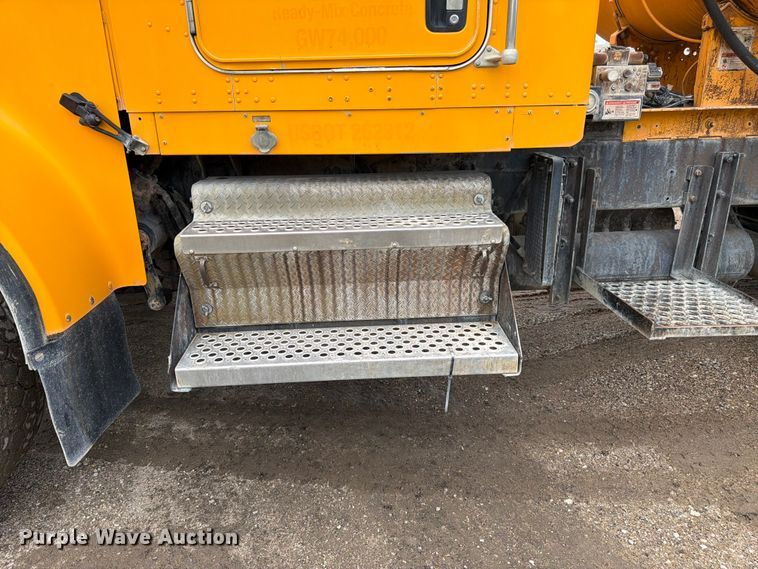 image for item FK3343 2007 Kenworth W900 ready mix truck