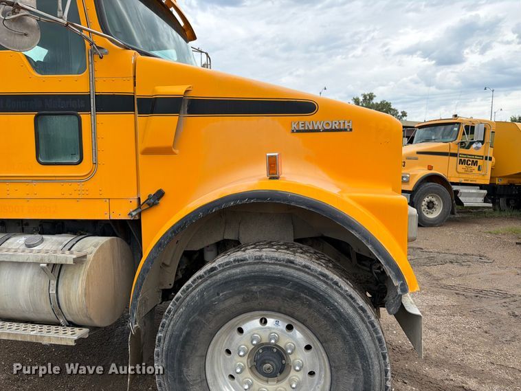 image for item FK3343 2007 Kenworth W900 ready mix truck