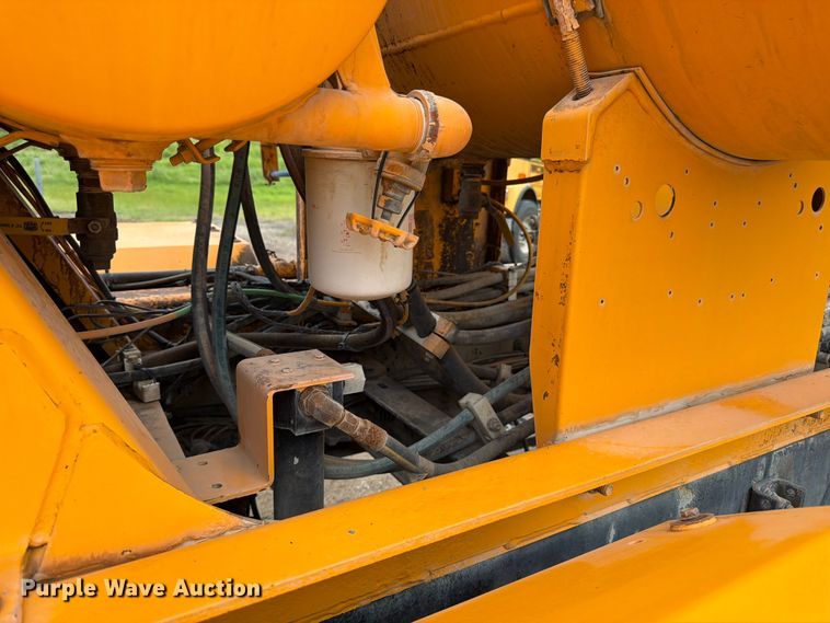 image for item FK3343 2007 Kenworth W900 ready mix truck