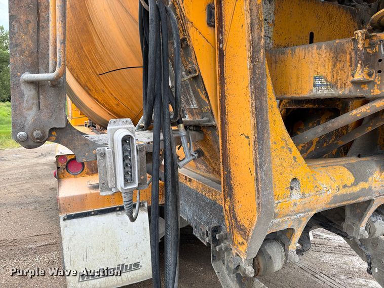 image for item FK3343 2007 Kenworth W900 ready mix truck