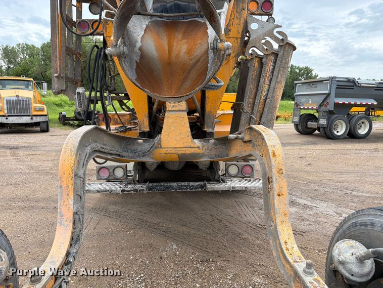 image for item FK3343 2007 Kenworth W900 ready mix truck
