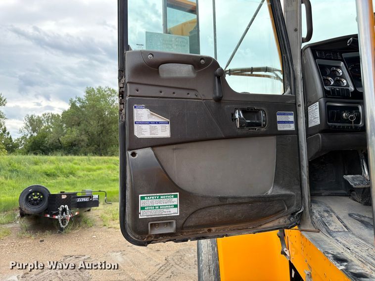 image for item FK3343 2007 Kenworth W900 ready mix truck