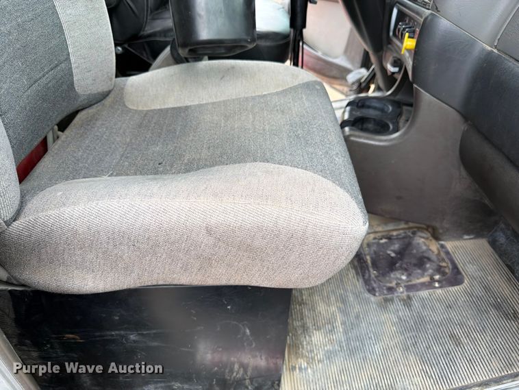 image for item FK3343 2007 Kenworth W900 ready mix truck