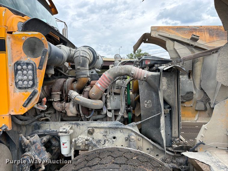 image for item FK3343 2007 Kenworth W900 ready mix truck