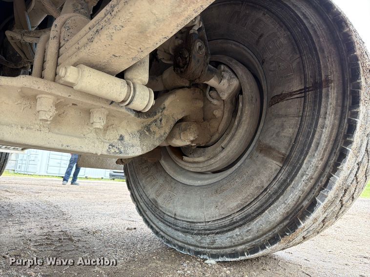 image for item FK3343 2007 Kenworth W900 ready mix truck