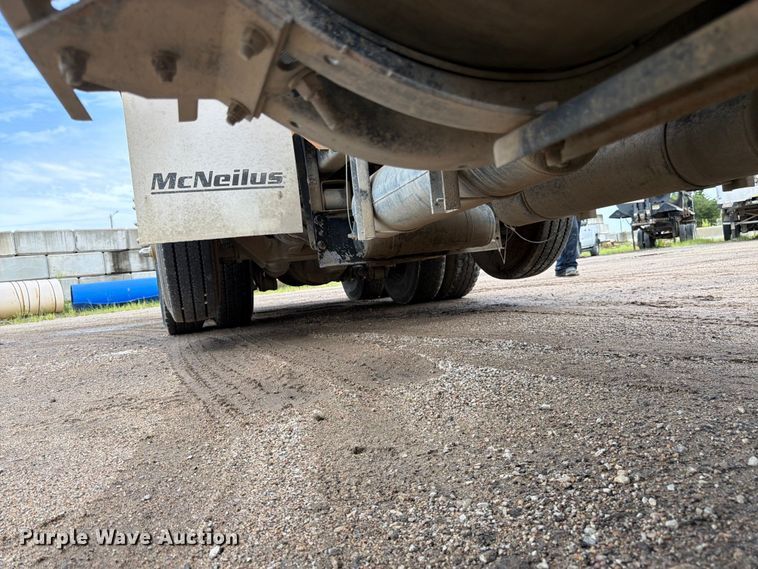 image for item FK3343 2007 Kenworth W900 ready mix truck