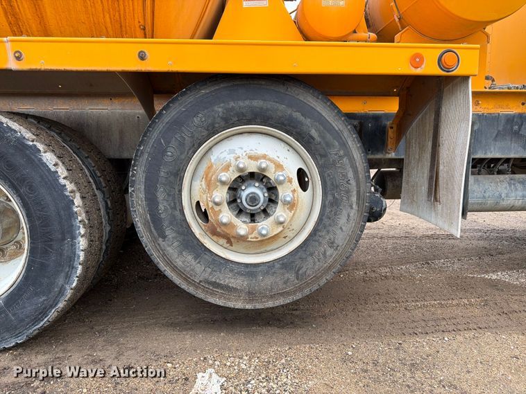 image for item FK3343 2007 Kenworth W900 ready mix truck