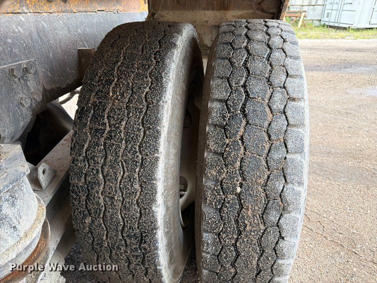 image for item FK3343 2007 Kenworth W900 ready mix truck