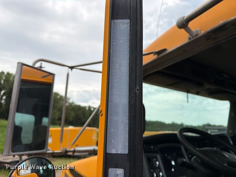 image for item FK3343 2007 Kenworth W900 ready mix truck