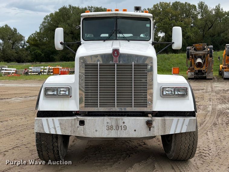 image for item FK3344 2003 Kenworth W900 ready mix truck