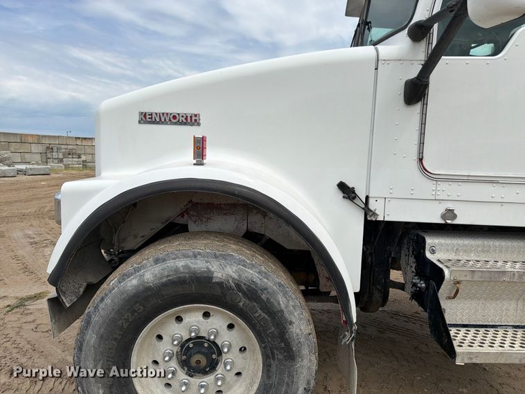 image for item FK3344 2003 Kenworth W900 ready mix truck