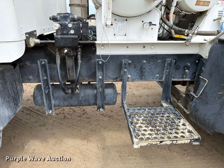 image for item FK3344 2003 Kenworth W900 ready mix truck
