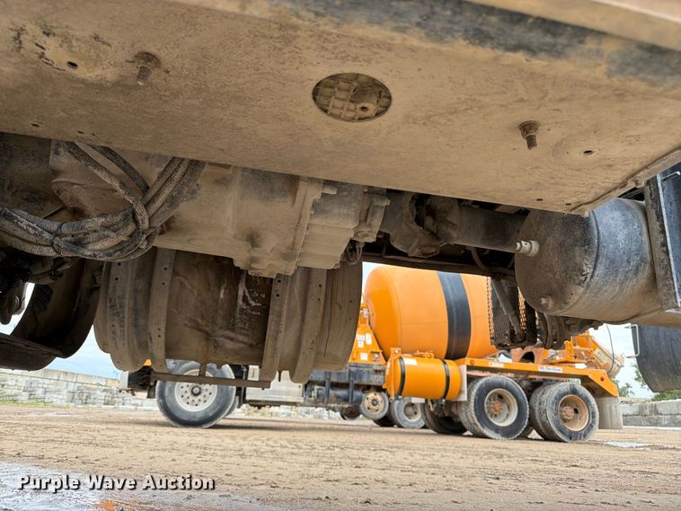image for item FK3344 2003 Kenworth W900 ready mix truck